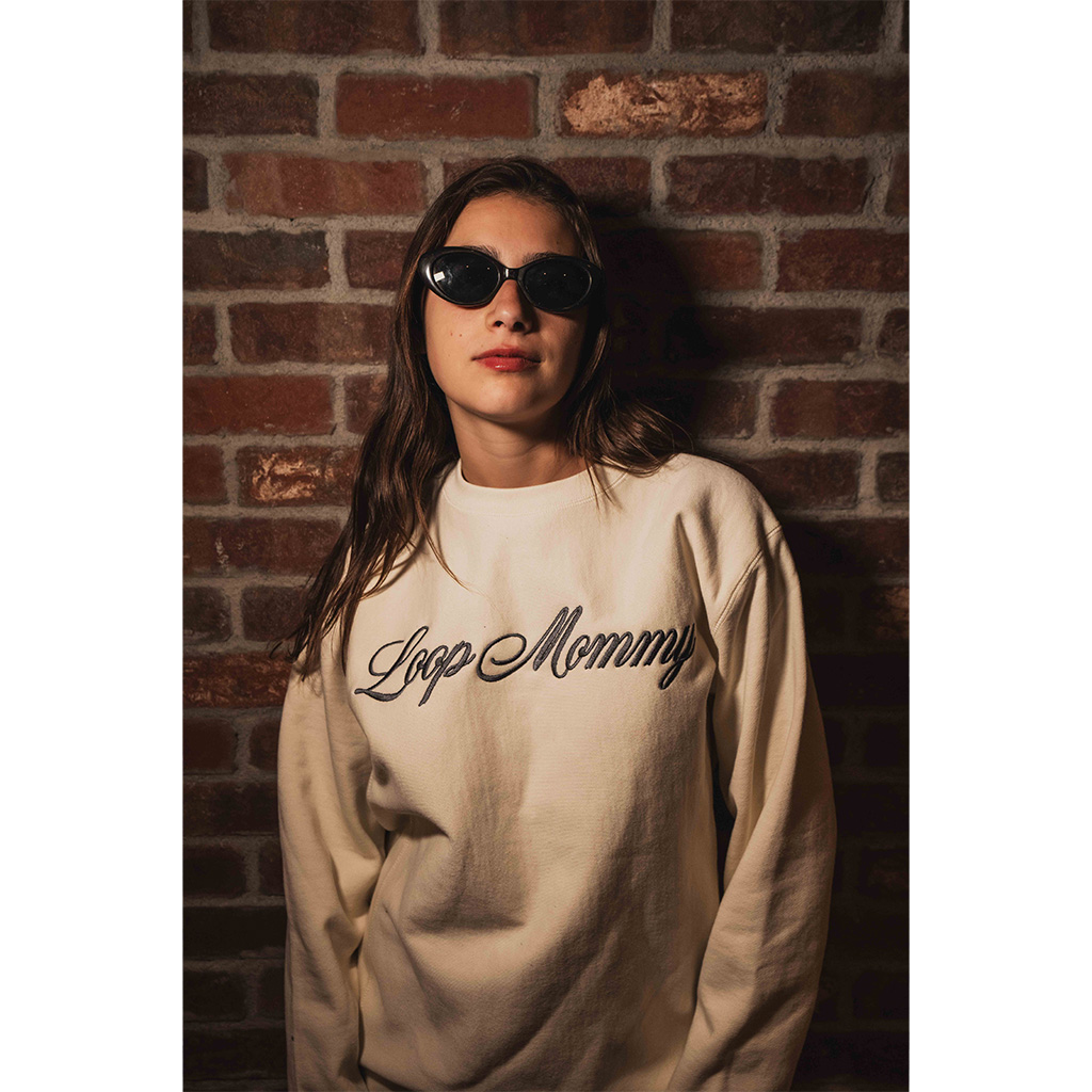 Embroidered crewneck sweatshirt clearance